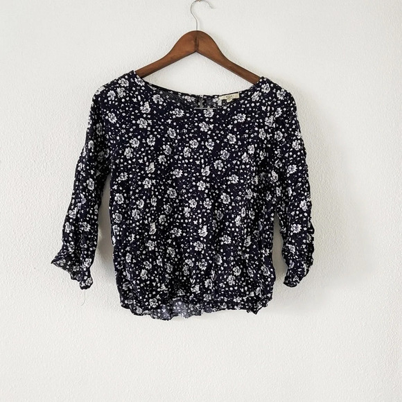 Navy Floral Long Sleeve Patterned Blouse Lightweight Size Medium Style M5569 Top - Picture 1 of 10